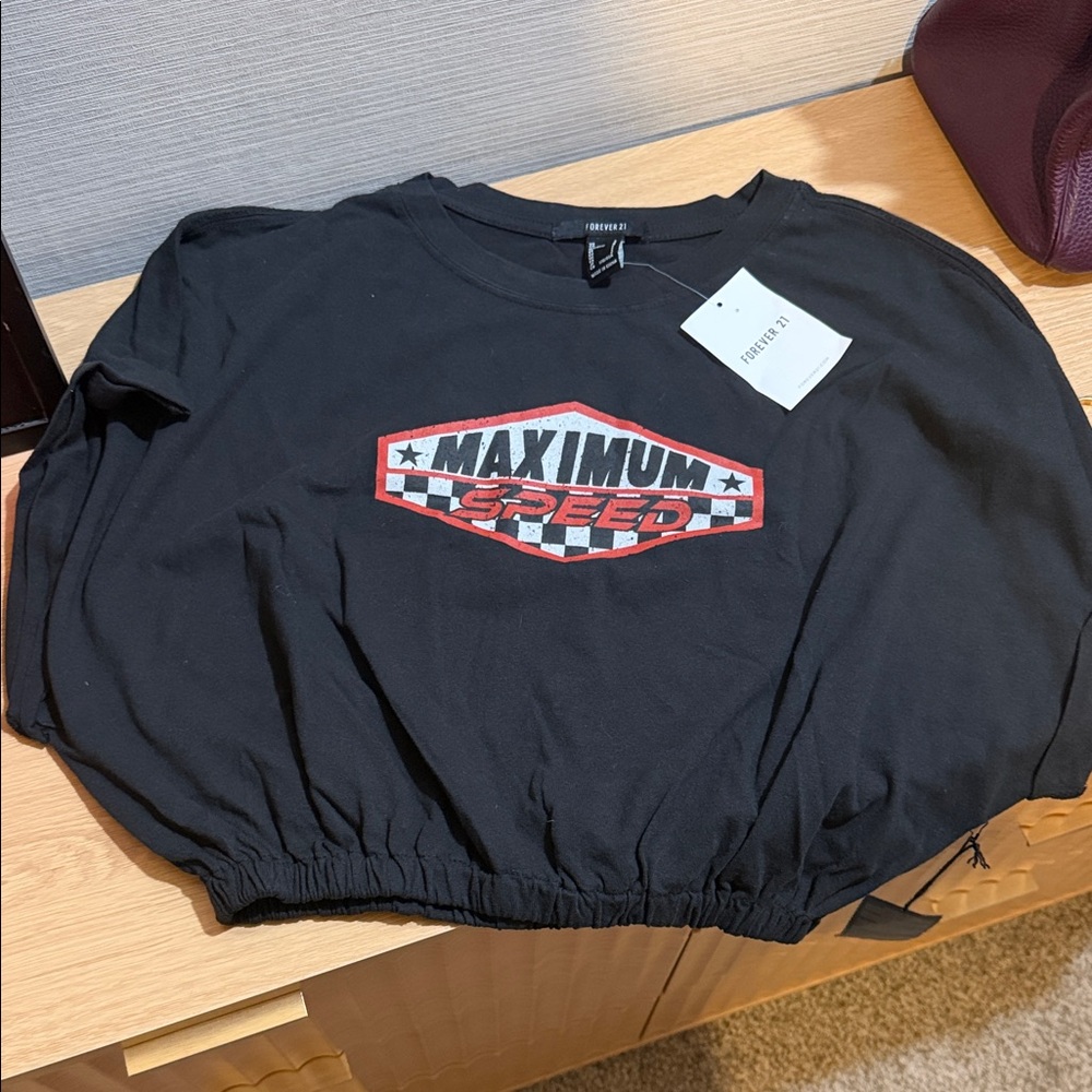FREE w/purchase
orever 21 Graphic T-Shirt
